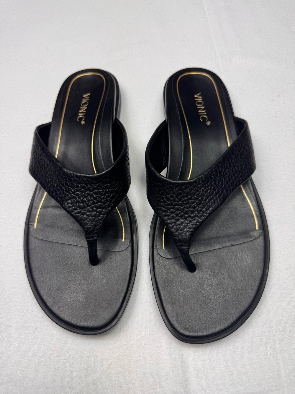 Vionic Agave Women's Black Leather Sandals size 7.5